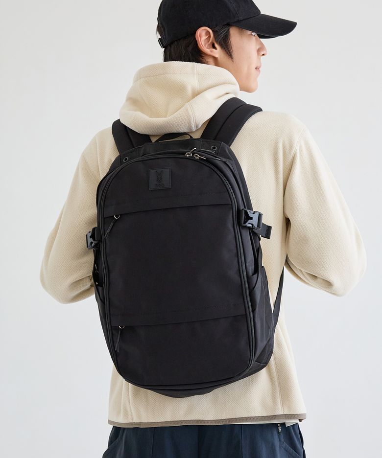 가마보코 트래블 백팩(30L)(BLACK)