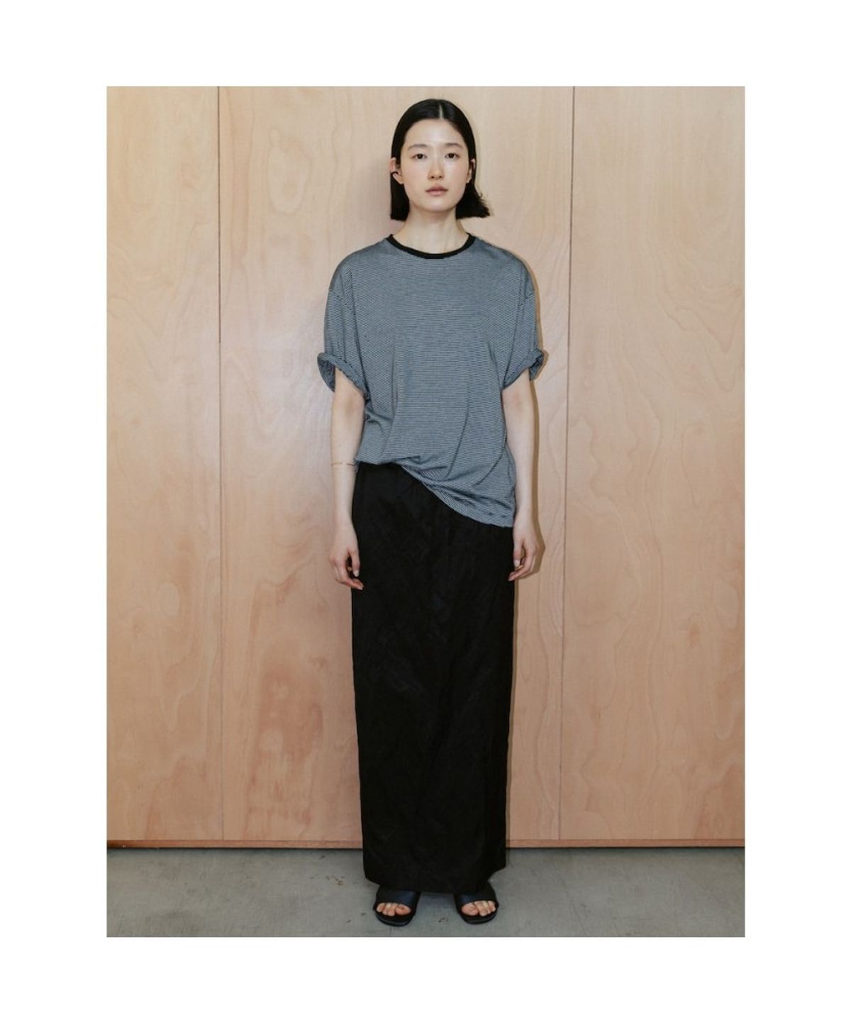 디애퍼처(THE APERTURE) [Unisex] Stripe Boxy TShirt  Black (TA6742U055)