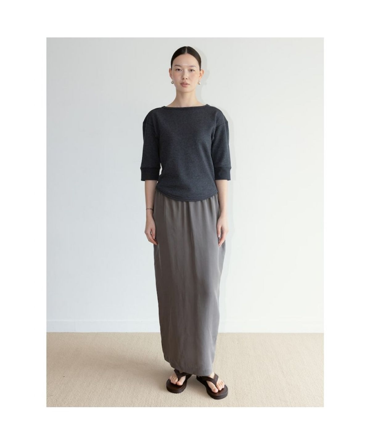 디애퍼처(THE APERTURE) Nelson BoatNeck Top  Ash (TA6741A024)
