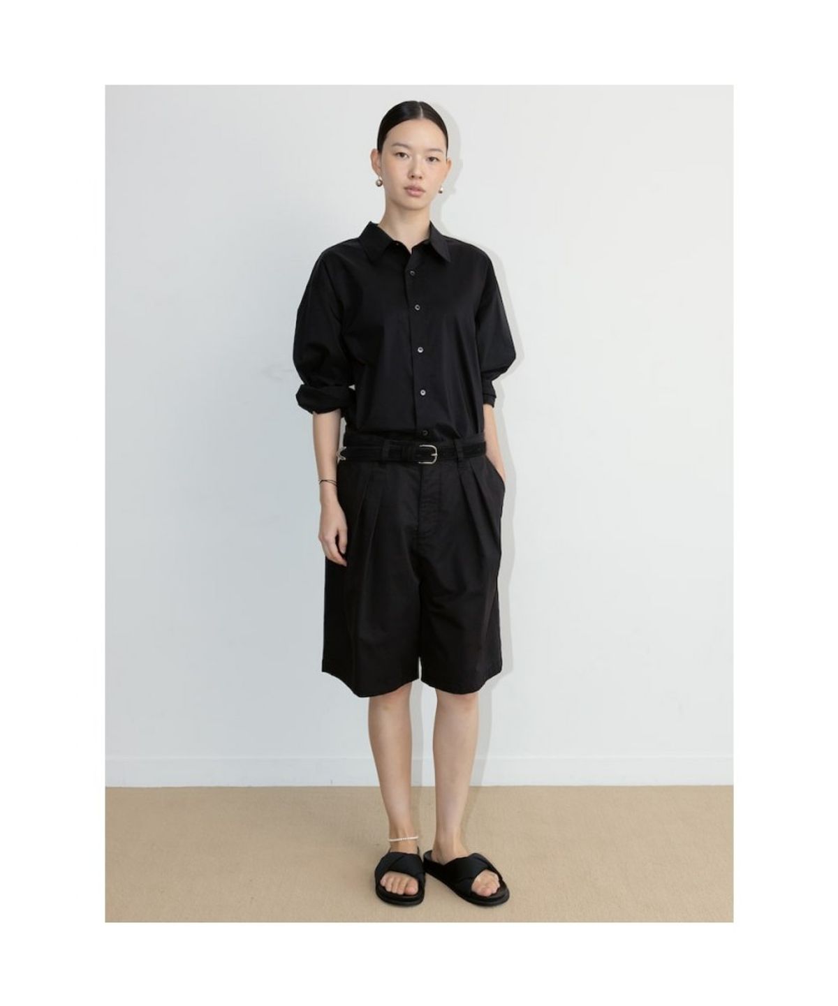 디애퍼처(THE APERTURE) [Unisex] Aperture Classic Shirt  Black (TA6764U015)
