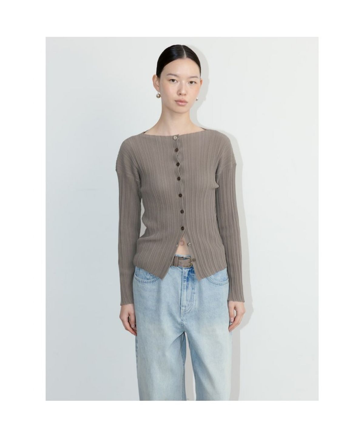 디애퍼처(THE APERTURE) Ohu Pleated Knit Cardigan  Khaki (TA675AA02H)