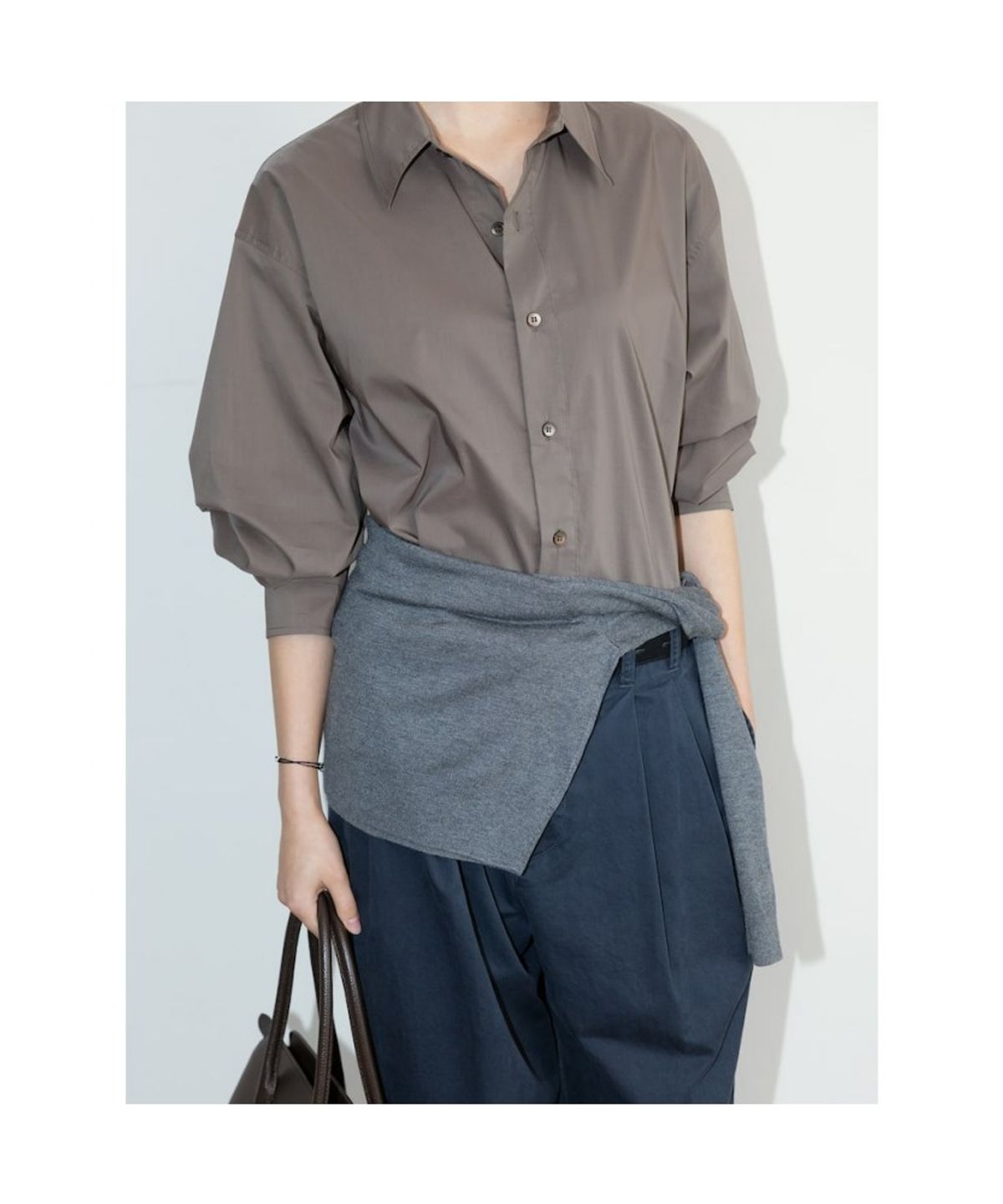 디애퍼처(THE APERTURE) Cash Crop Knit  Grey (TA6751A073)