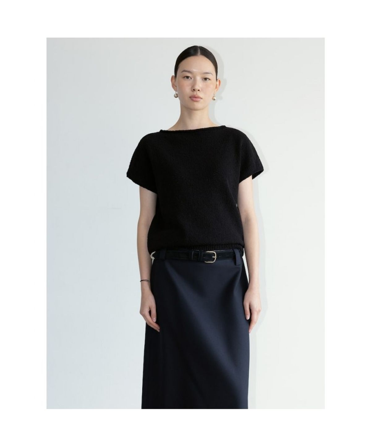 디애퍼처(THE APERTURE) Feldon Knit Top  Black (TA6751A085)