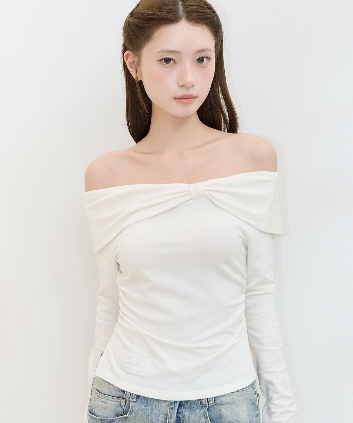 일리고(ILLIGO) 보우 오프숄더 롱슬리브 화이트