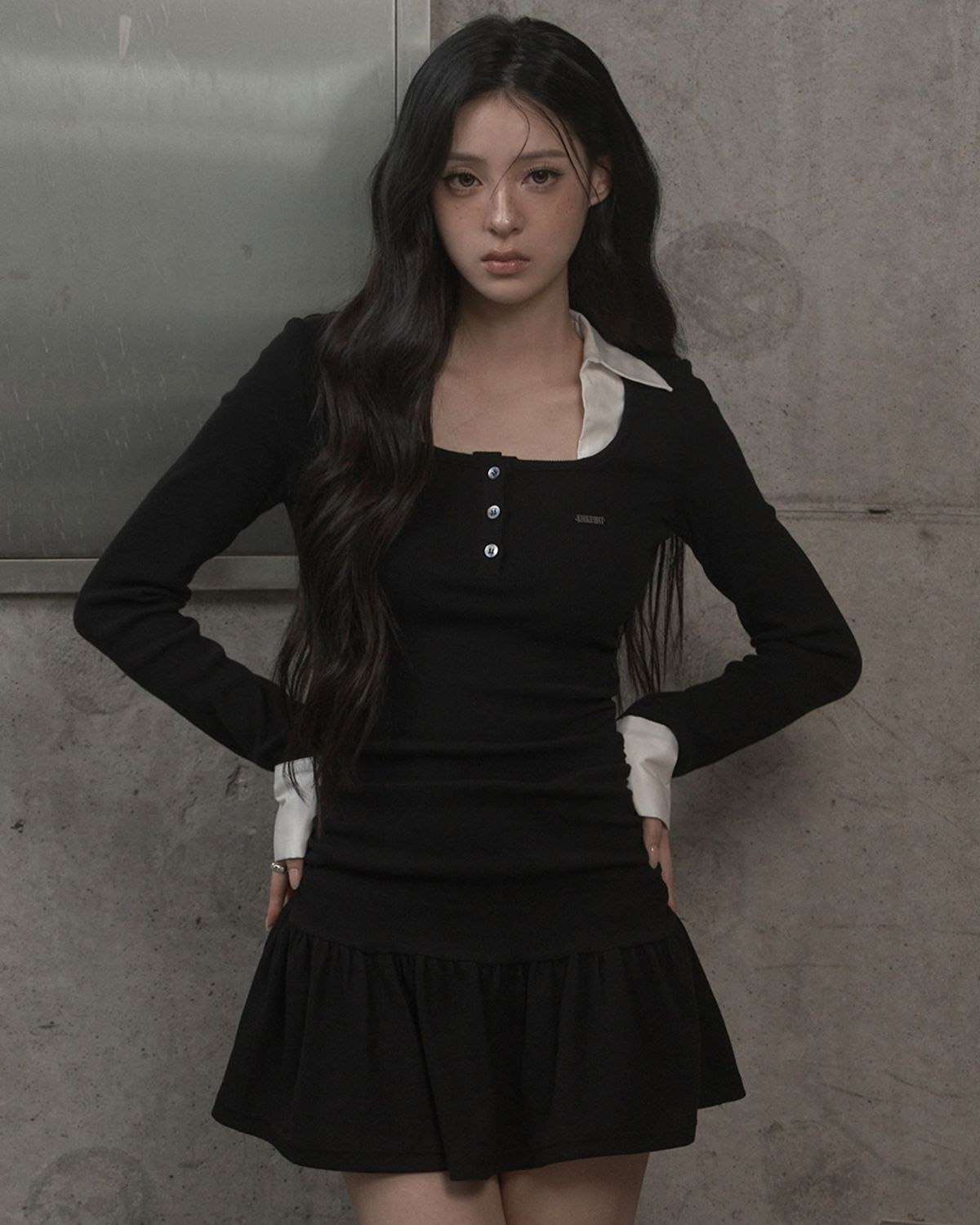 카키포인트(KHAKIPOINT) Overlay Mini Dress (black)
