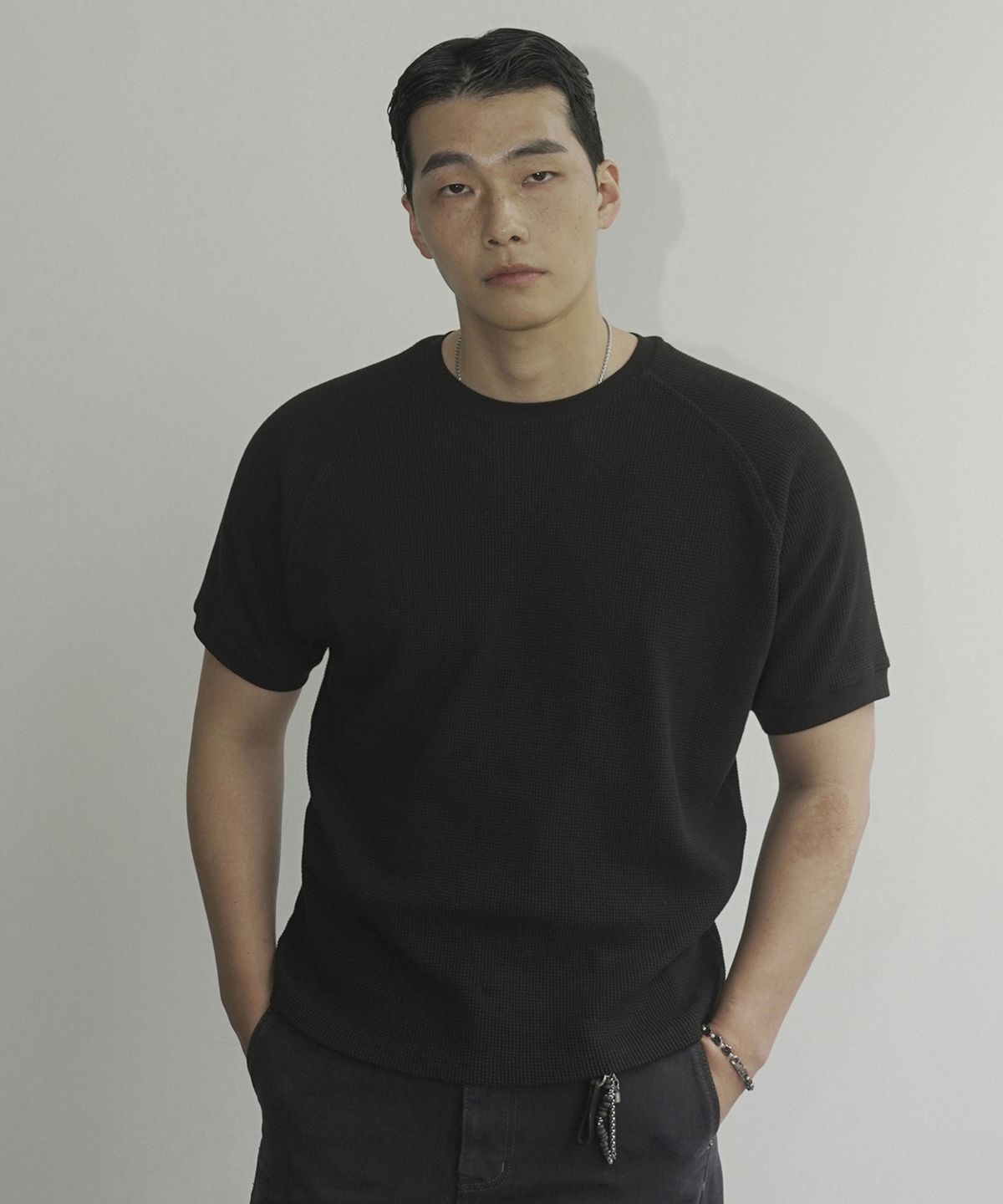 시도(SIIIIDO) COMMODUS HALF T SHIRT(BLACK)