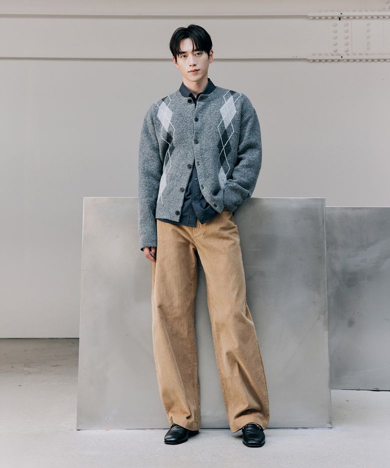 커브드 와이드 코듀로이 팬츠 [BEIGE]