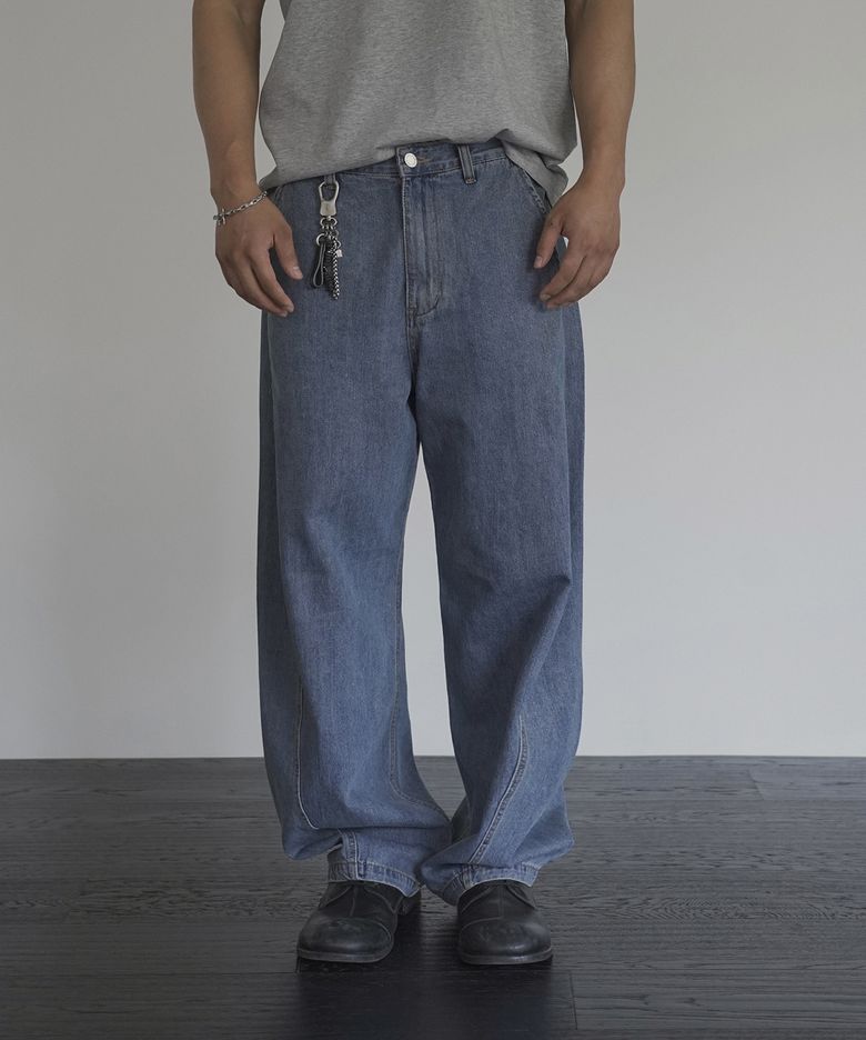 SAM SUMMER CURVED LINE DENIM JEANS(LIGHT BLUE)