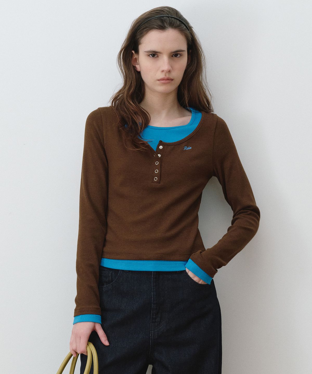로라로라(ROLAROLA) LAYERED HENRYNECK LONG SLEEVE BR+TE/BL