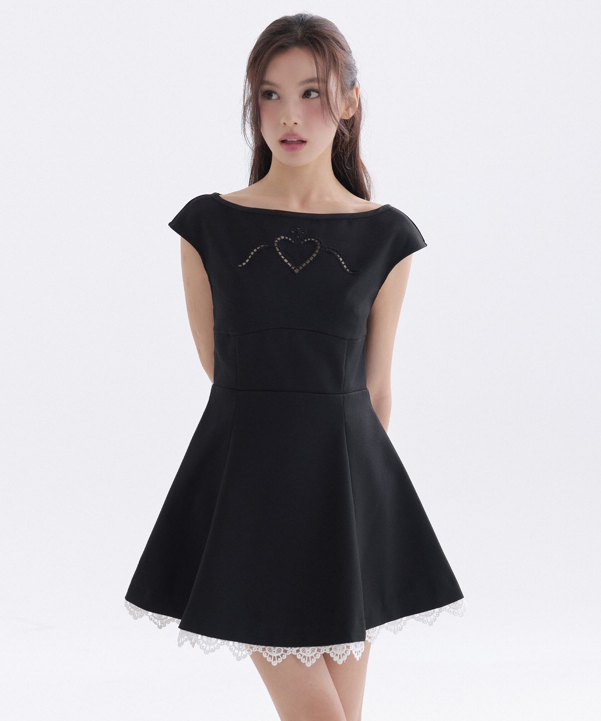 더티스(THETIS) ROMANTIC CUTWORK DRESS_TT6S608BK