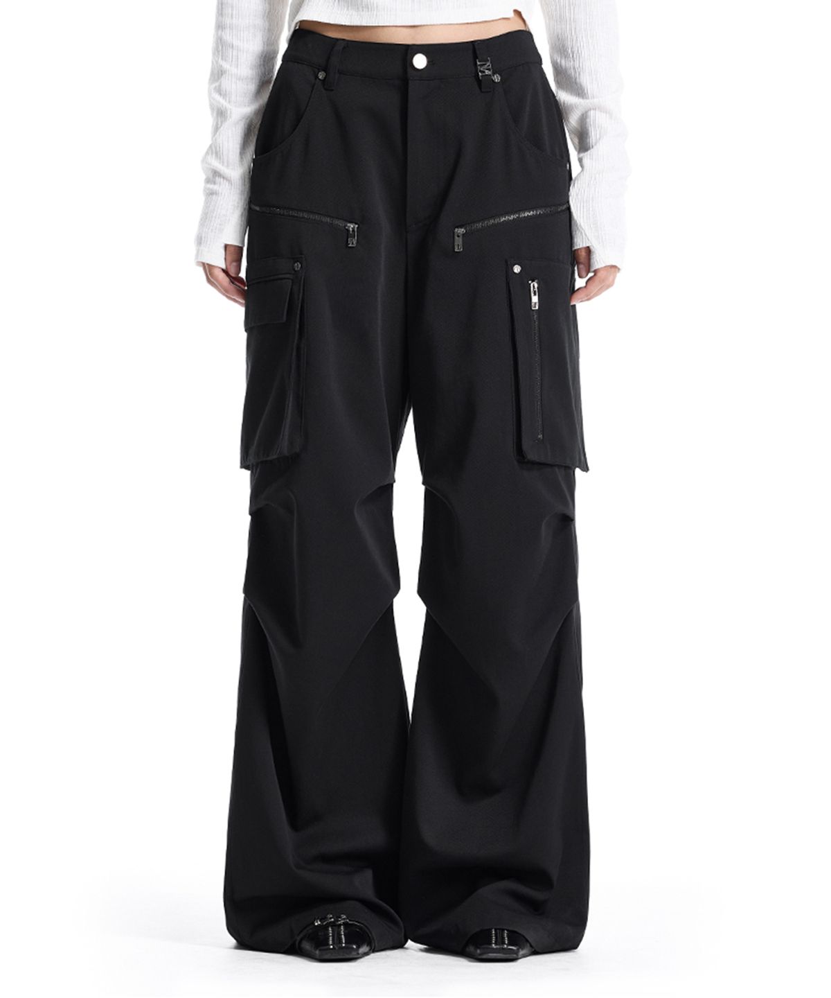 트리밍버드(TREEMINGBIRD) Bootcut Cargo Utility Pants [ Black ]