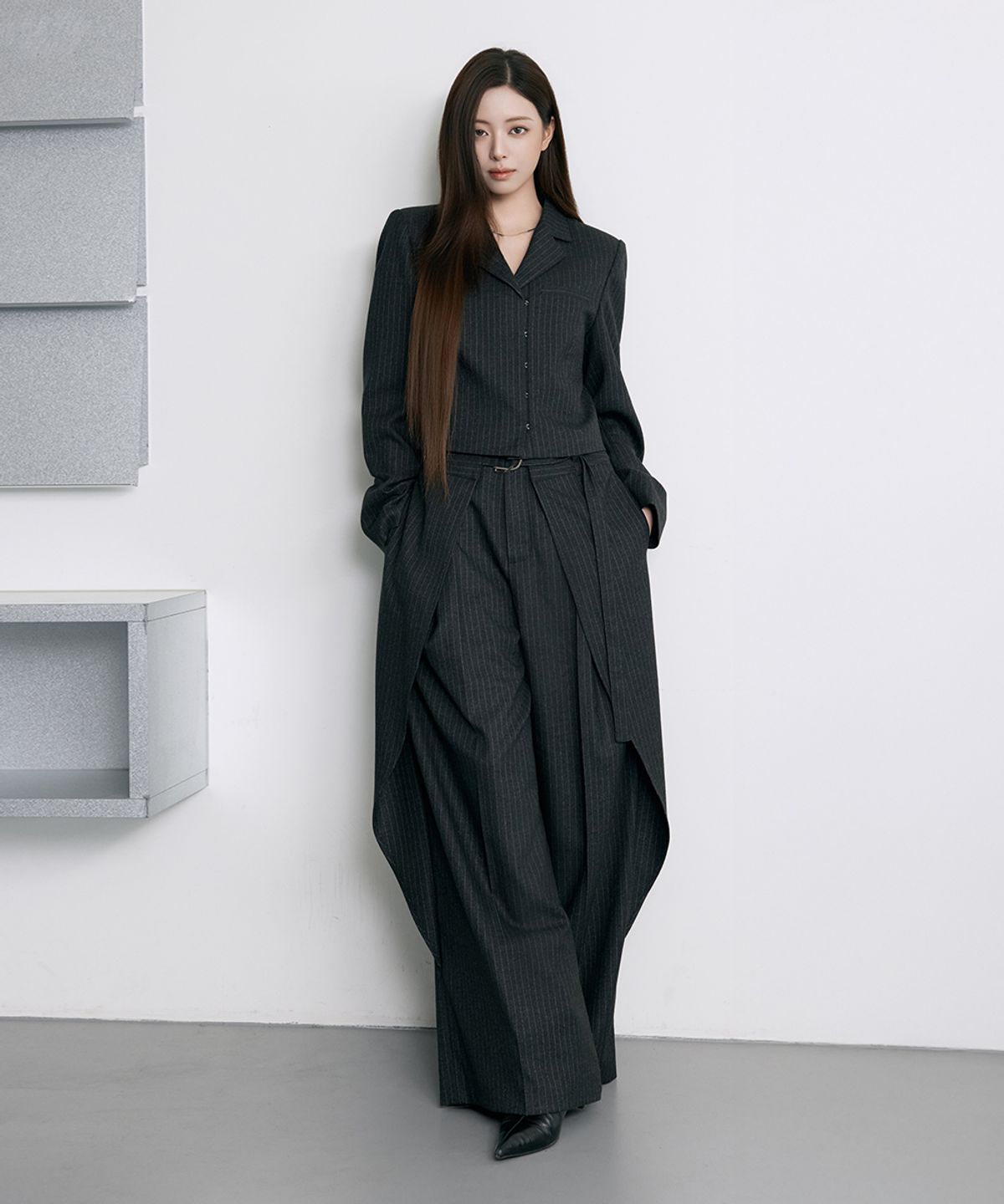 트리밍버드(TREEMINGBIRD) Buckle Layered Set-Up Wide Slacks [ Black ]