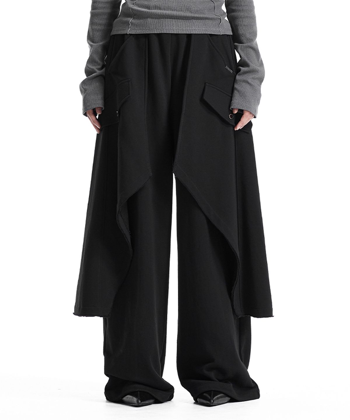 트리밍버드(TREEMINGBIRD) Raw-Edge Layered Sweat Pants [ Black ]