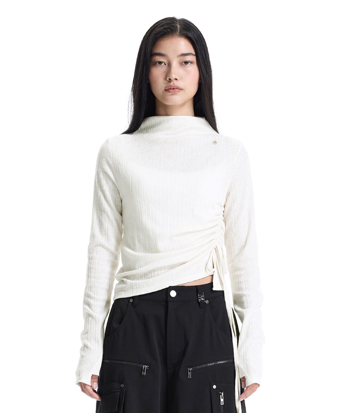 트리밍버드(TREEMINGBIRD) String Ribbed Mock Neck Long Sleeve T-Shirt [ Ivory ]
