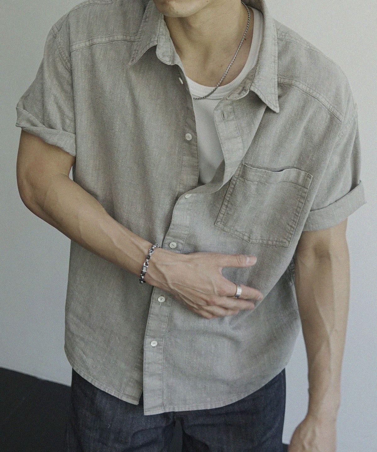 시도(SIIIIDO) GAIUS HALF SHIRT(BEIGE)