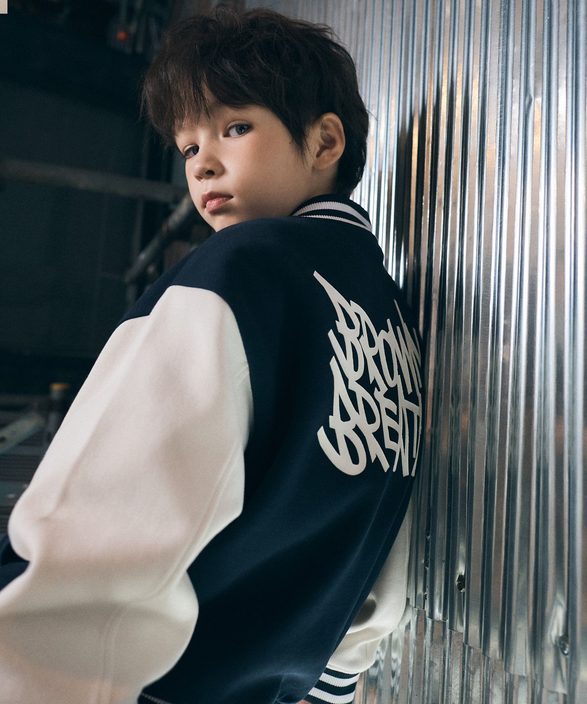 브라운브레스 키즈(BROWNBREATH KIDS) KIDS VARSITY HOOD JUMPER - NAVY