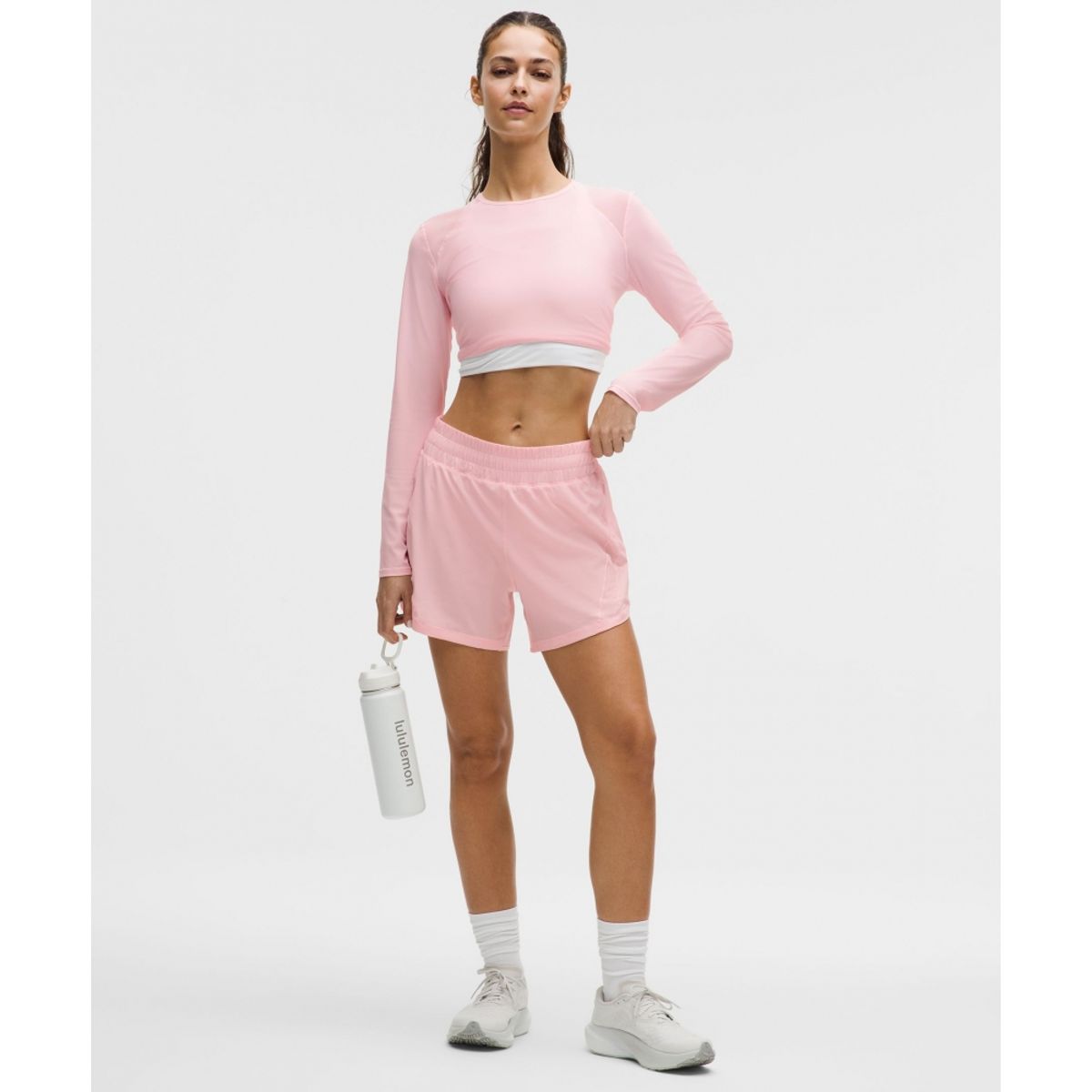 룰루레몬(LULULEMON) 트랙 댓 하이라이즈 라인드 쇼츠 5”  PIAR