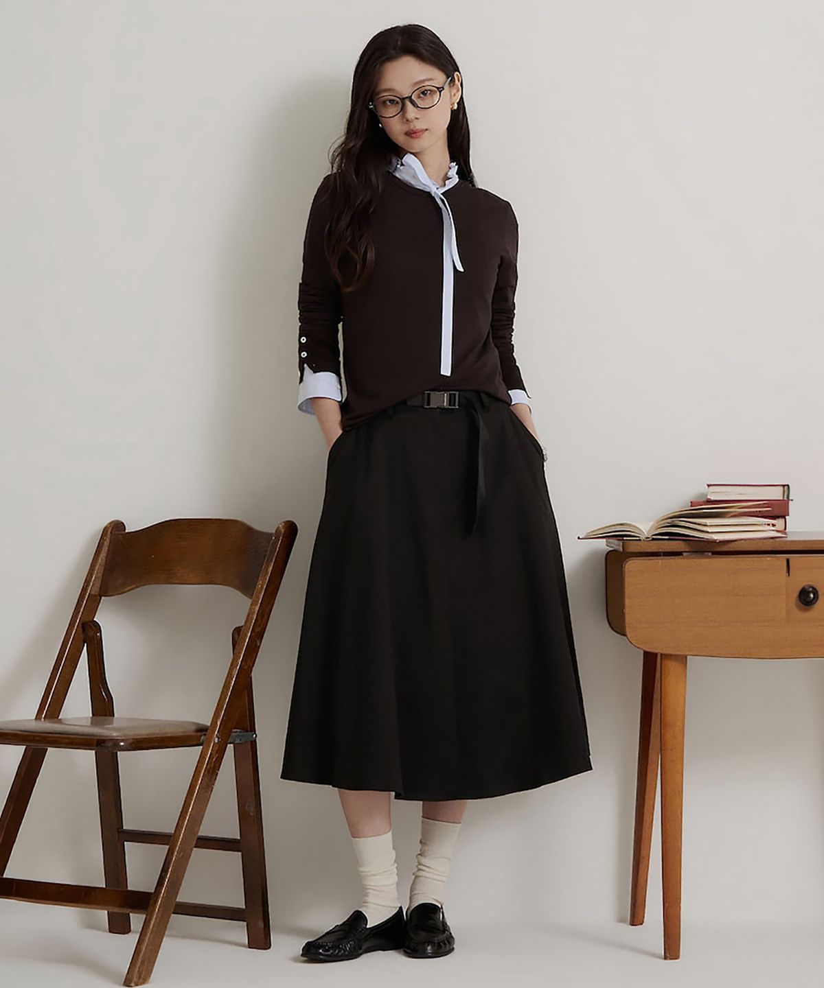 빈폴 레이디스(BEANPOLE LADIES) 치노 옵션벨트 플레어 스커트  블랙 (BF6827C115)