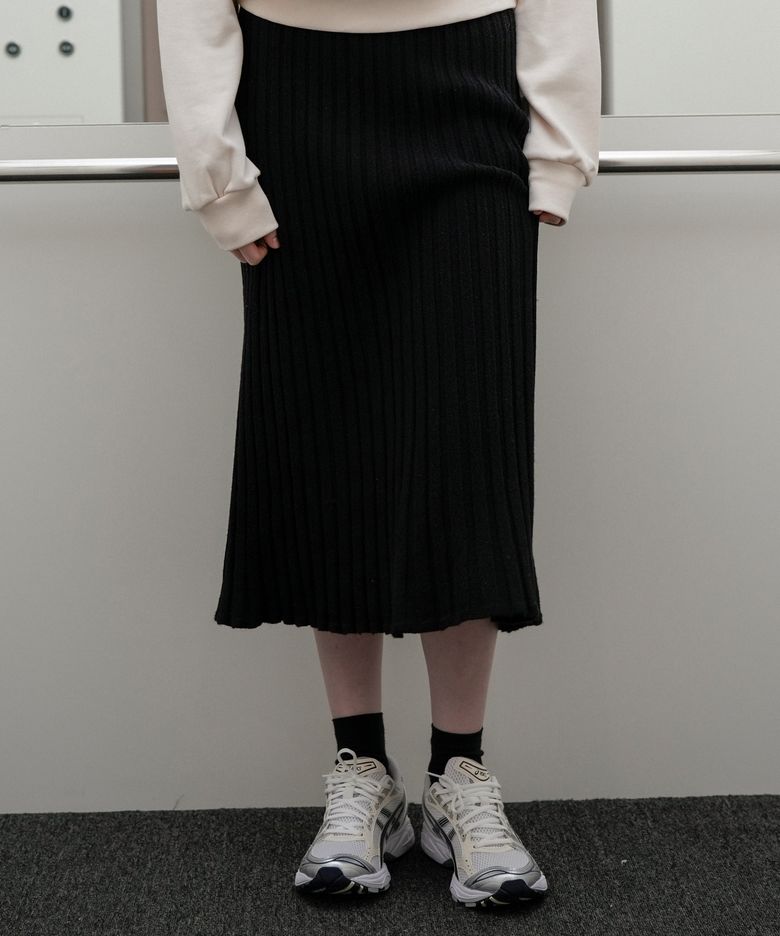 Ramswool Pleats Knit Skirt (Black)