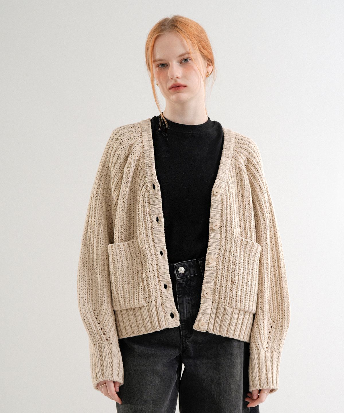 블레티(VLETI) Poket Cable Knit Cardigan (Oat_beige)
