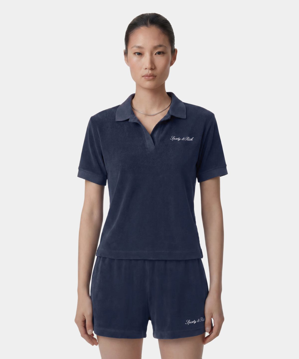 스포티앤리치(SPORTY&RICH) 시그니처 로고 테리 폴로 - 네이비 R263AW2002