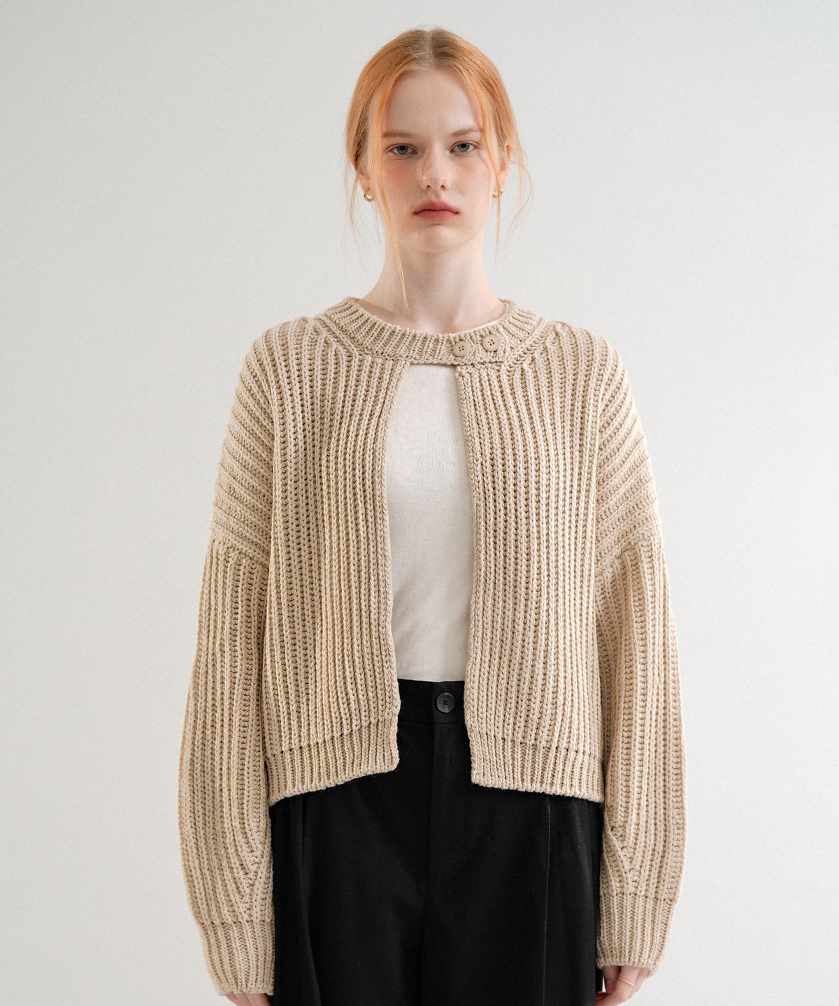 블레티(VLETI) Button Neck Knit Cardigan (Oat_beige)