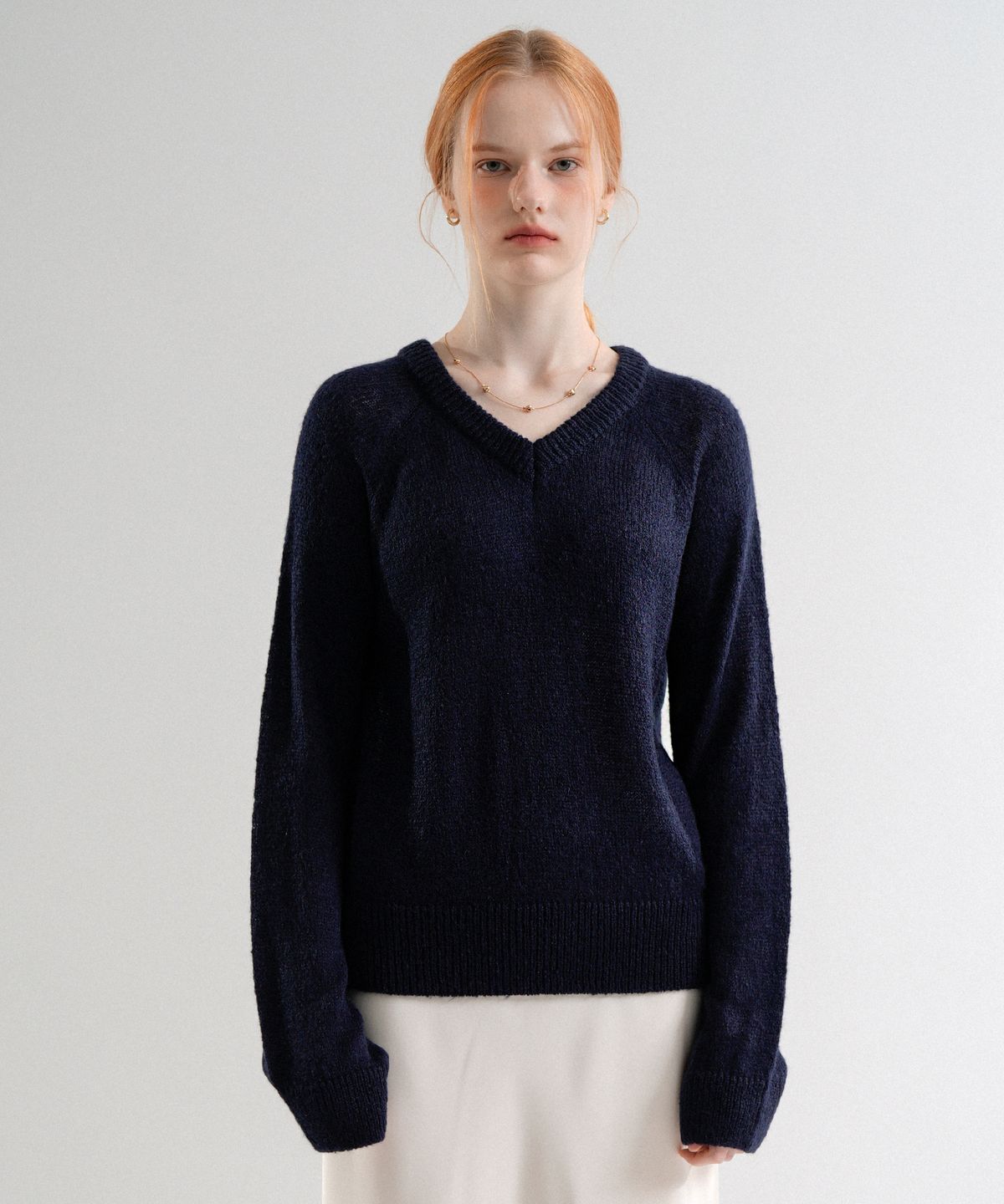 블레티(VLETI) Mohair V-neck Basic Knit (Navy)