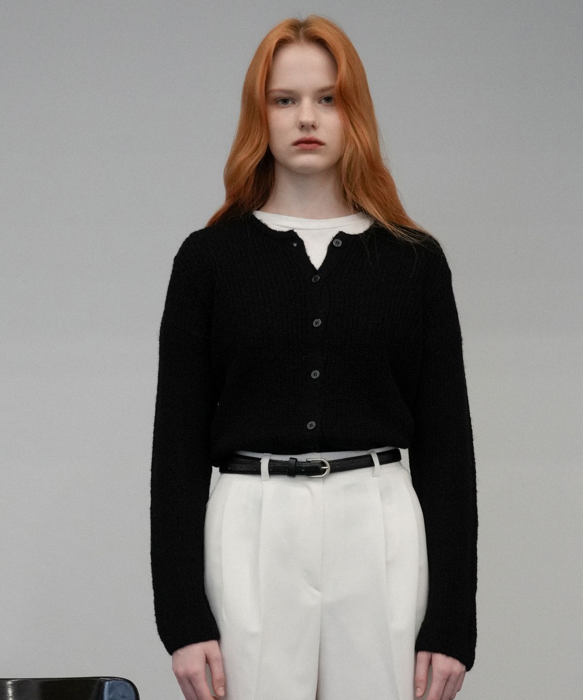 블레티(VLETI) Mohair Round Knit Cardigan (Black)