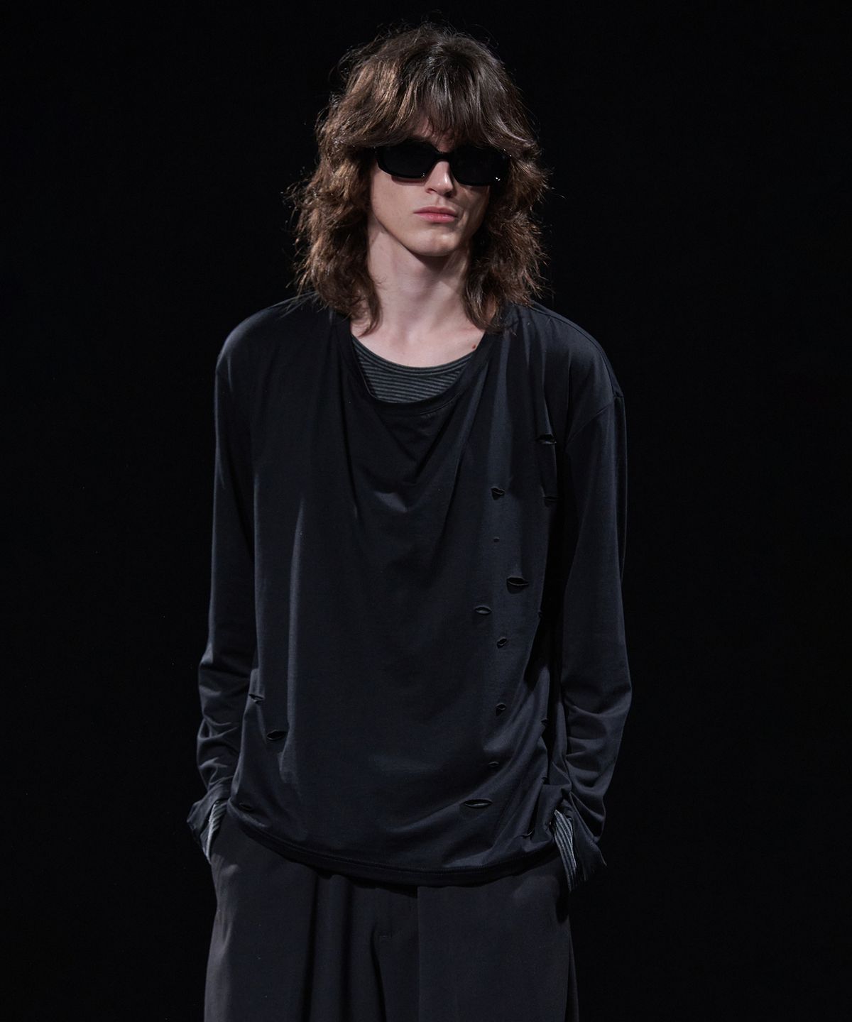 테이크이지(TAKEASY) [DMD] BREACH LD T-SHIRT - Charcoal