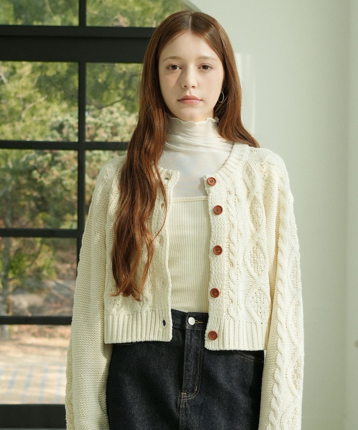 블레티(VLETI) Round Cable Knit Cardigan (Cream)
