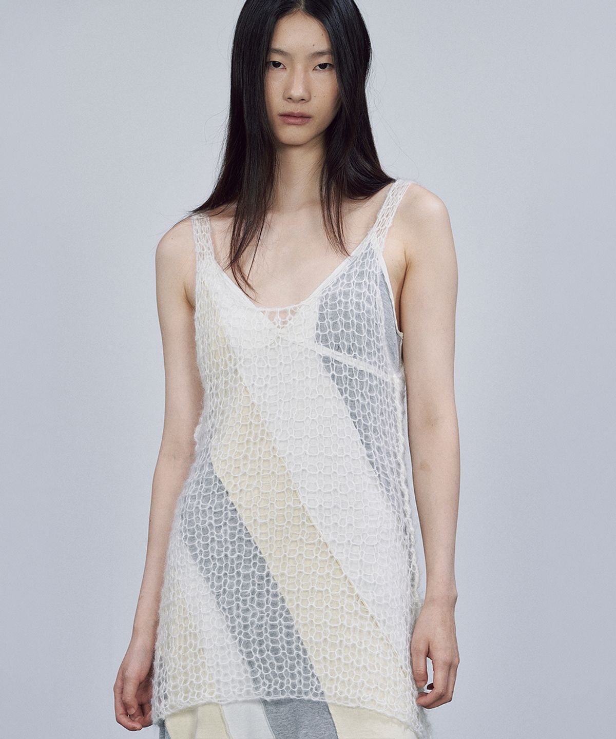 솔티페블(SALTY PEBBLE) MOHAIR OPEN KNIT TOP [IVORY]