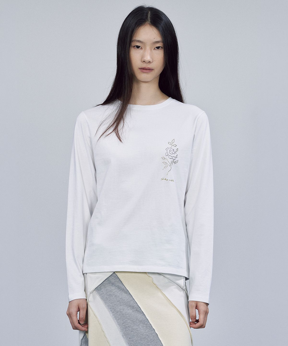 솔티페블(SALTY PEBBLE) ROSE CRYSTAL T-SHIRT [WHITE]