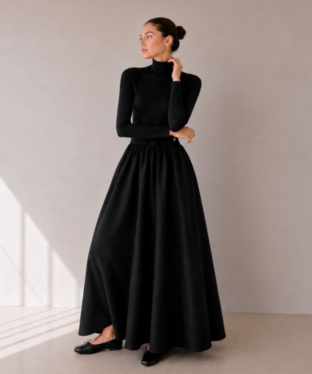 블랙크러쉬(BLACRUSH) Turtleneck Flared Long Dress / 블랙