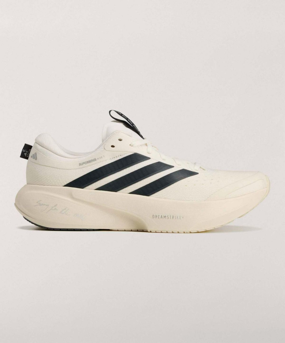 아디다스(ADIDAS) [SFTM 컬래버] 슈퍼노바 라이즈 3 M - 크림화이트:카본 / LA3962