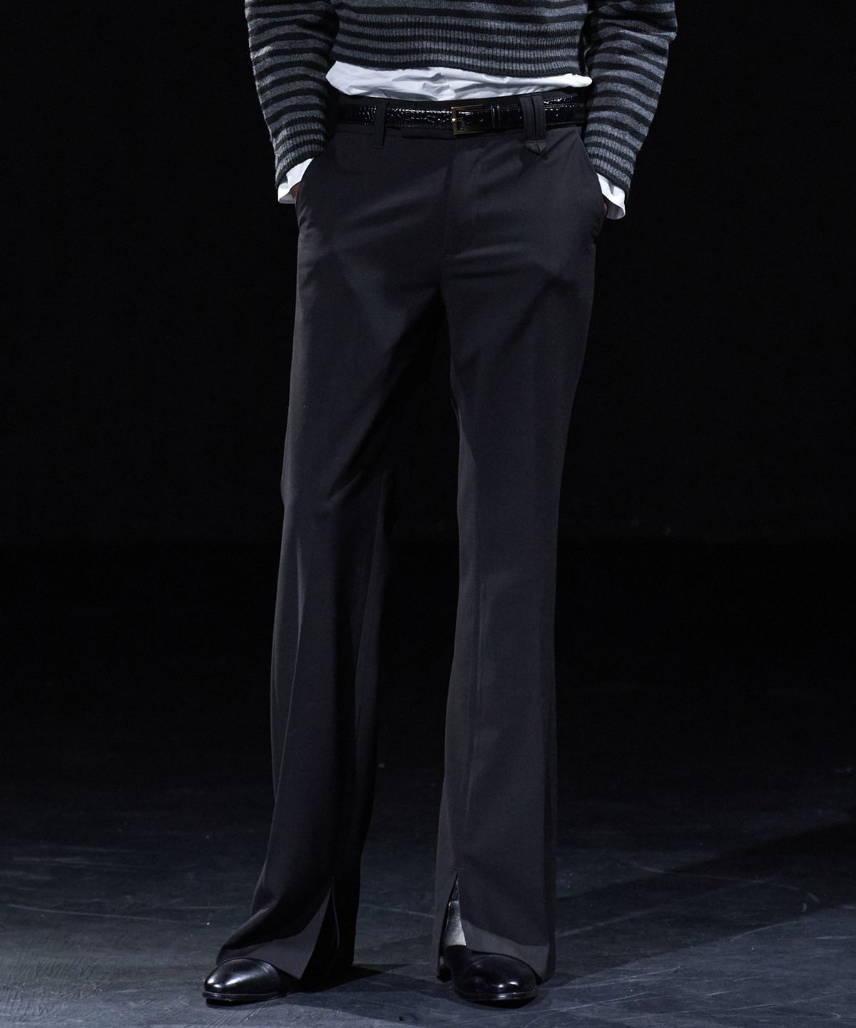 테이크이지(TAKEASY) [DMD] VOID SF SLACKS - Black