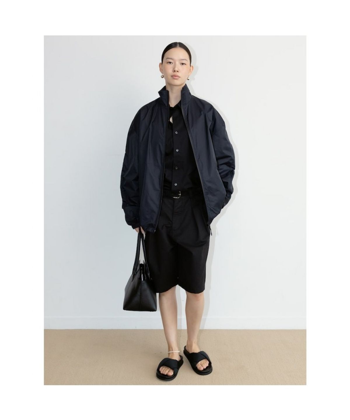 디애퍼처(THE APERTURE) Kyu Nylon Jumper  Black (TA6739A025)