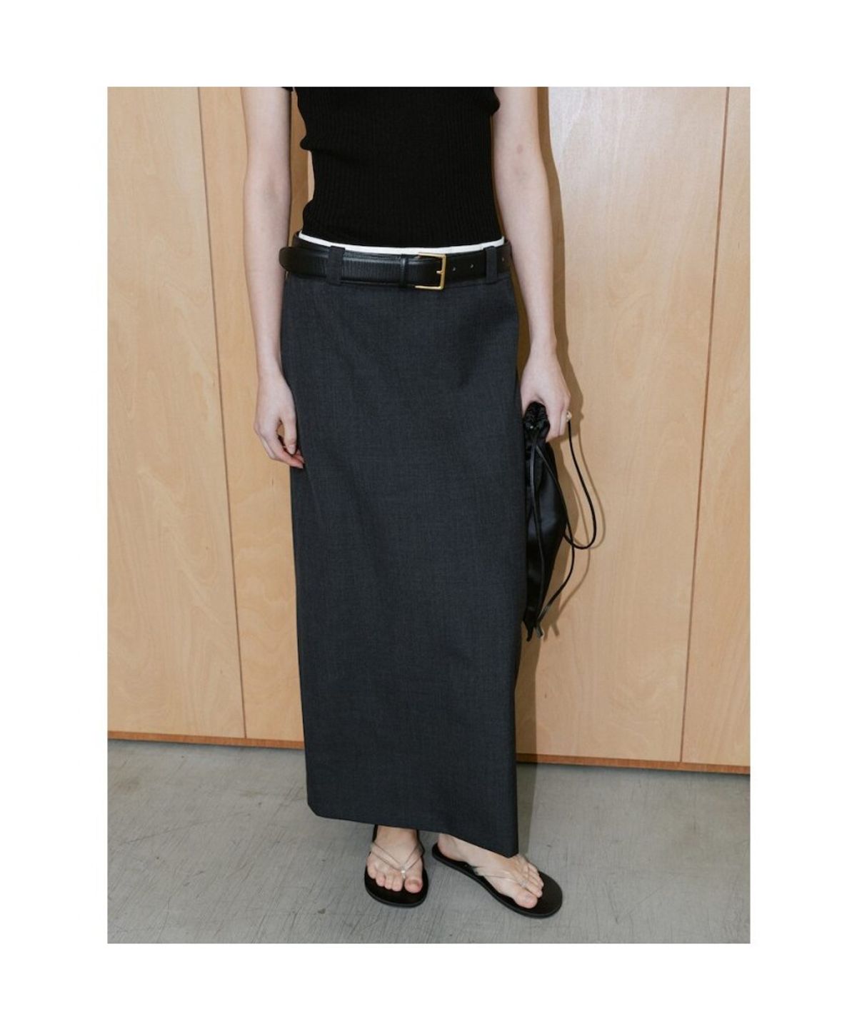 디애퍼처(THE APERTURE) Bo H Line Skirt  Grey (TA6727A193)