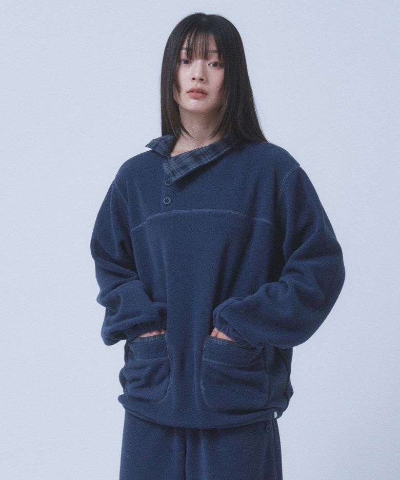 CHECK TRIM FLEECE PULLOVER [NAVY]