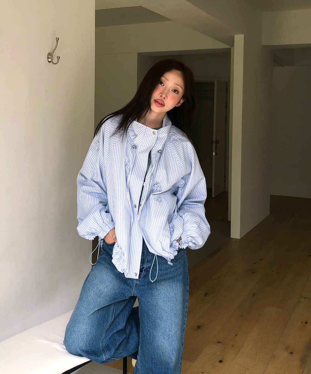 론론(RONRON) MINI FLOWER STRIPE WINDBREAKER BLUE STRIPE