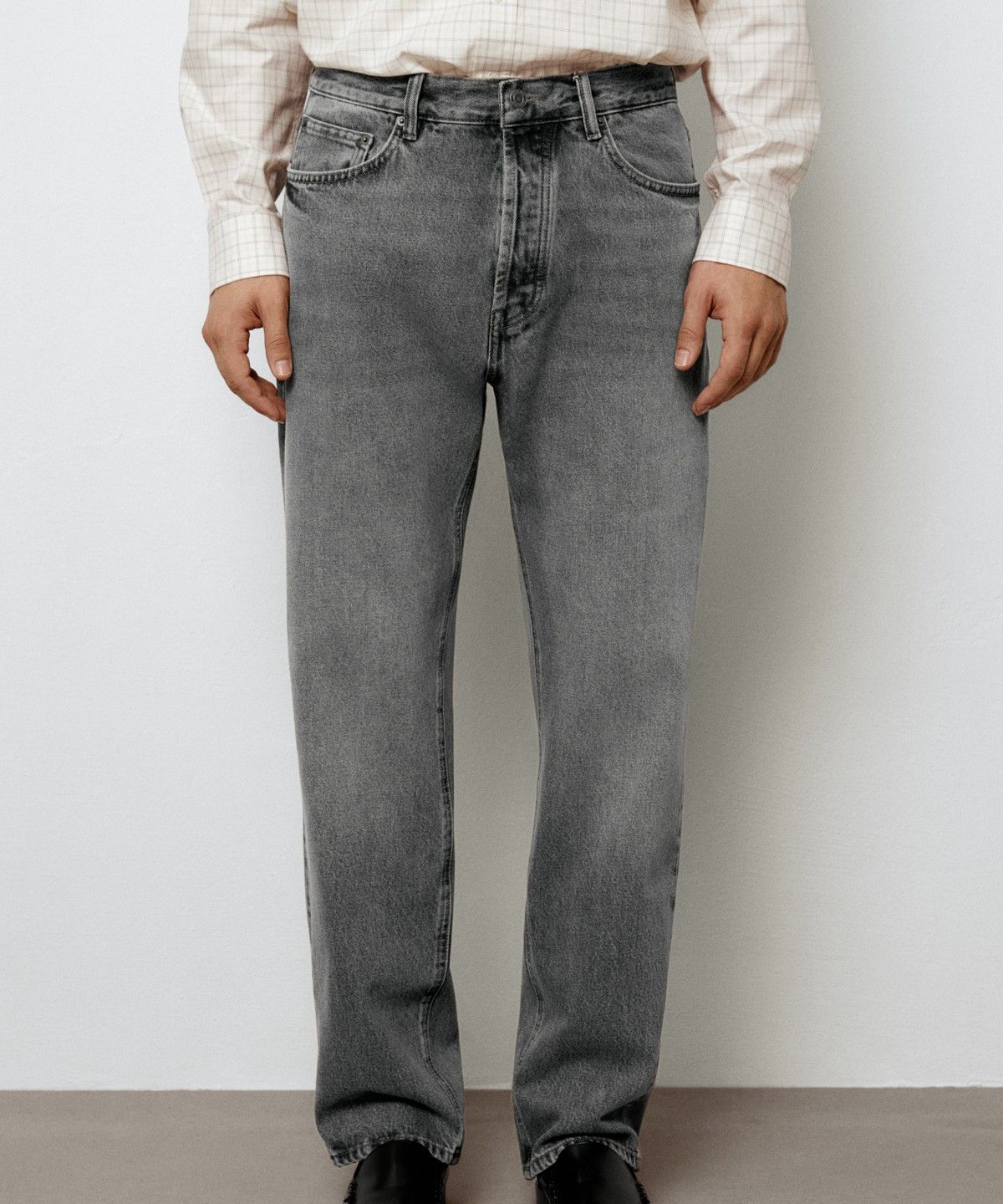 마시모두띠(MASSIMO DUTTI) 스트레이트 핏 진