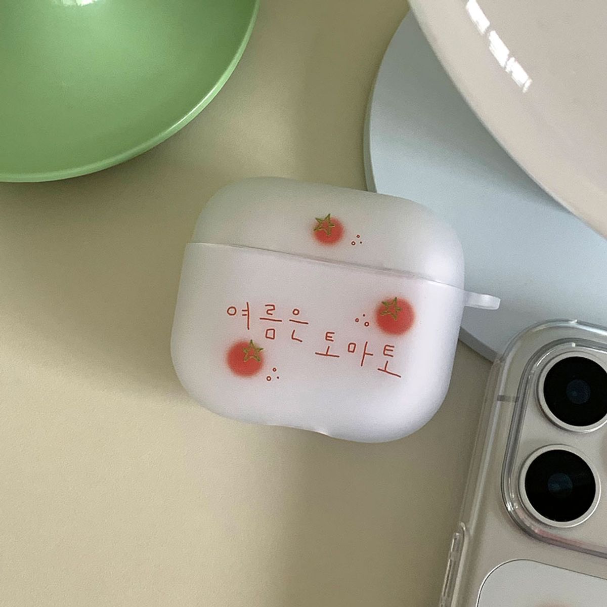 위드썸(WITHSOME) 여름은 토마토 에어팟 버즈 케이스