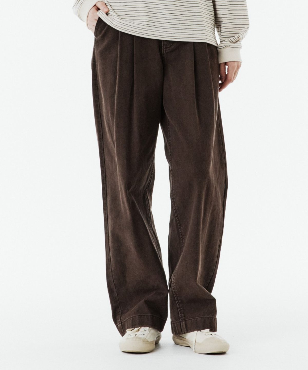 브롬톤 런던(BROMPTON LONDON) W TWO TUCK DENIM TROUSERS - BROWN (P263WDP461)