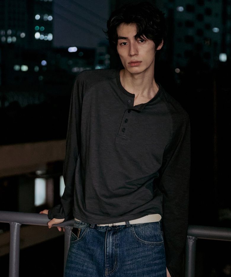 레글런 헨리넥 롱슬리브[카키브라운]