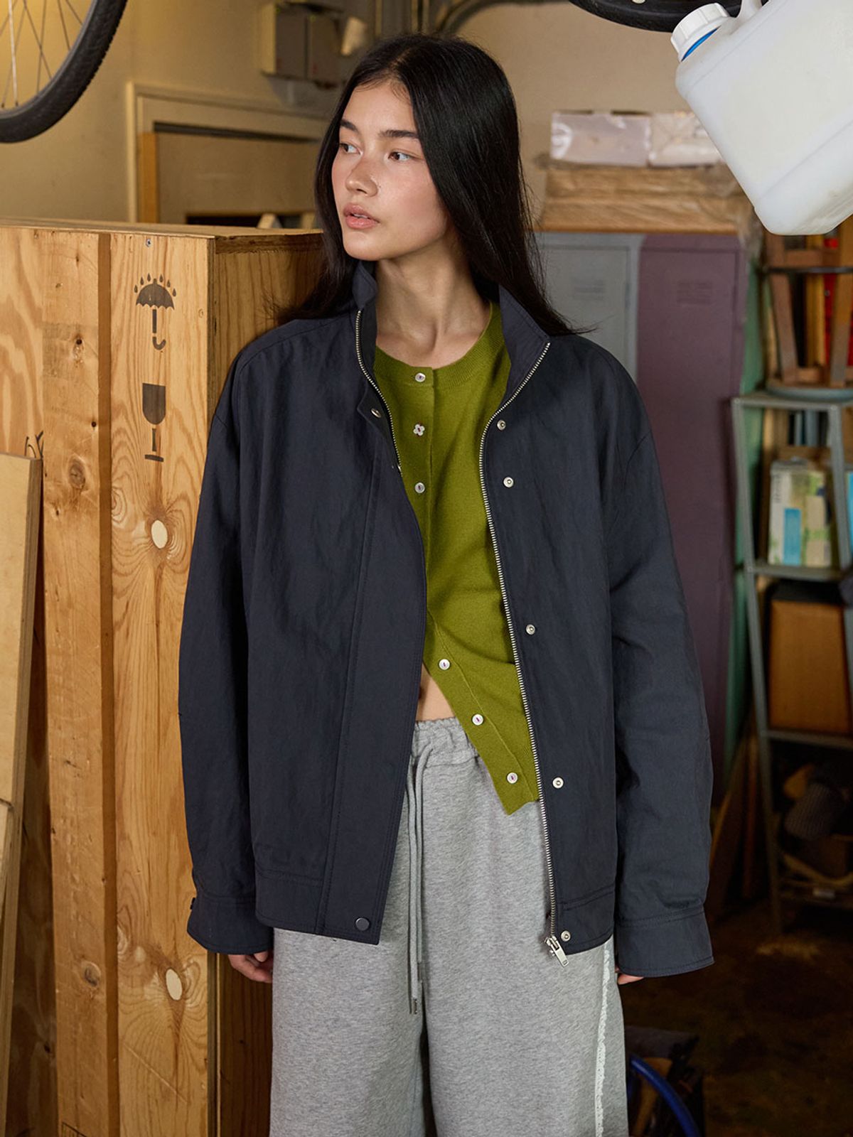 뮈뮈에르(MUEMUER) High-Neck Blouson Jumper MU2678JP803M