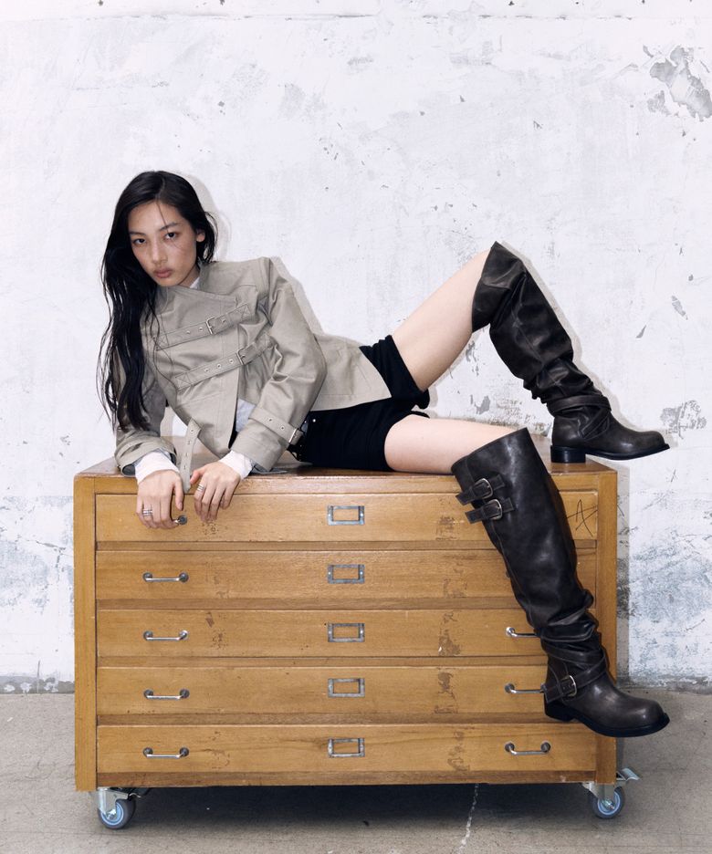 레이븐 폴더블 싸이하이 부츠 그레이