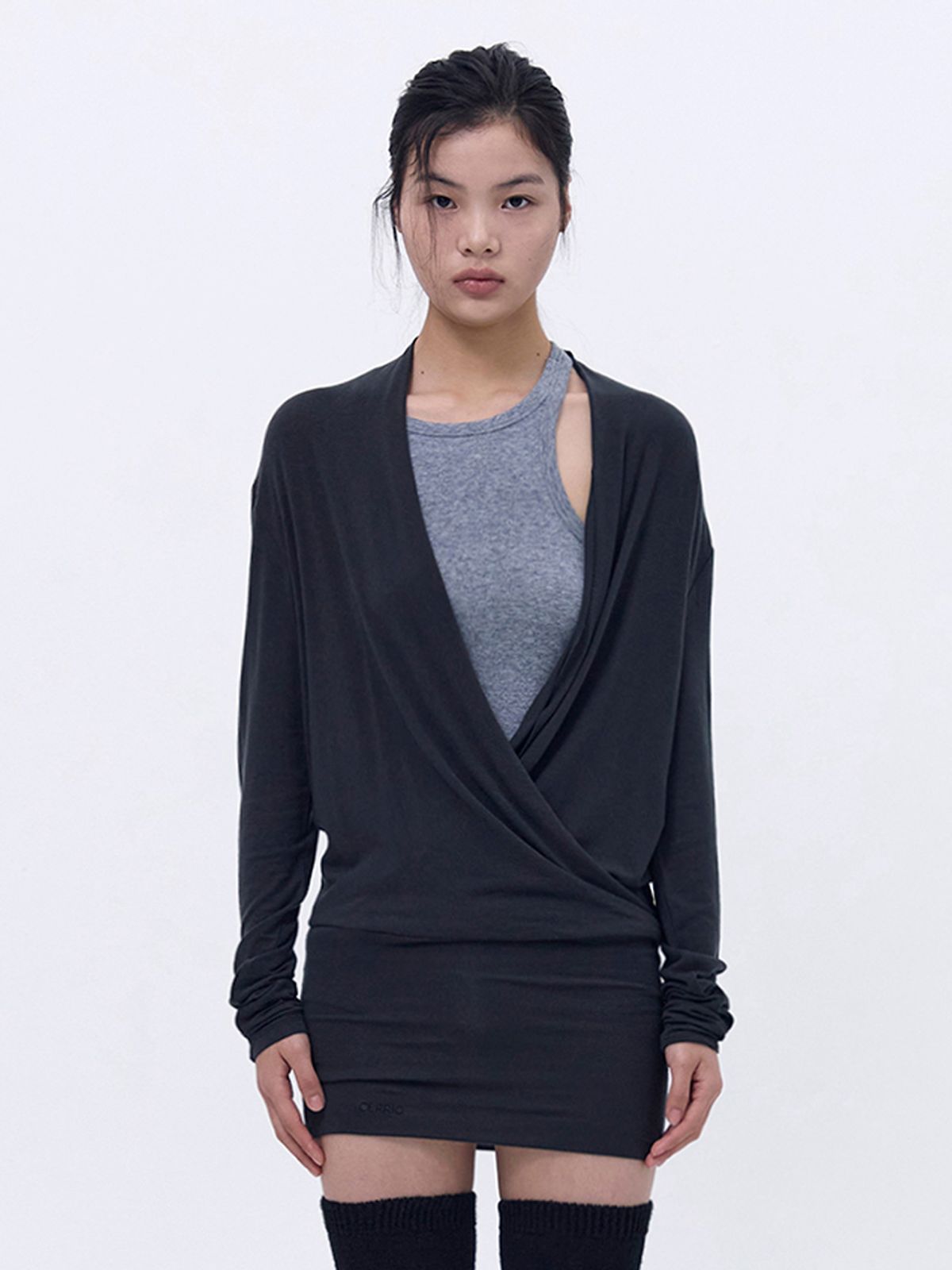세릭(CERRIC) Slouchy Wrap Top _ Charcoal
