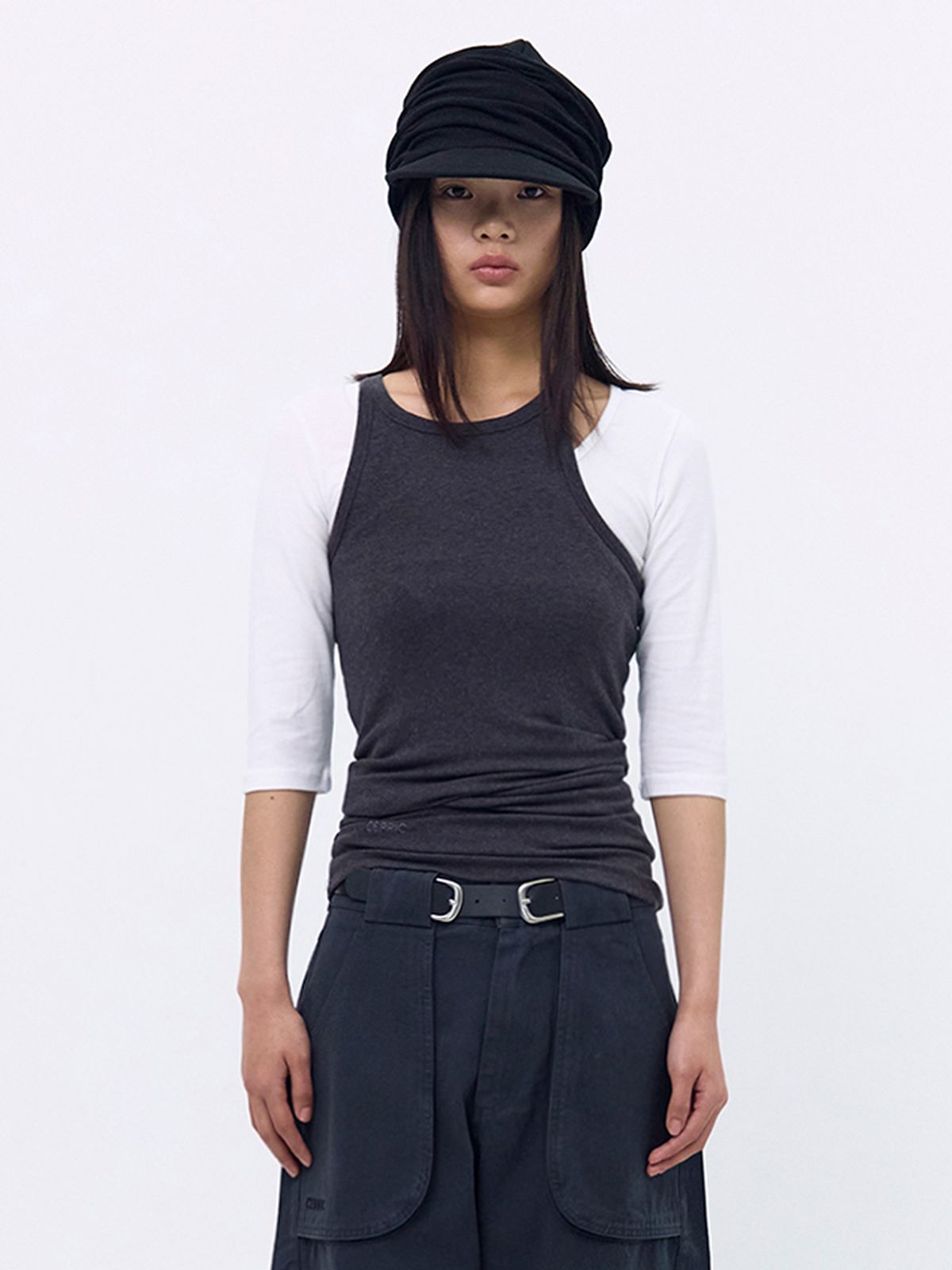 세릭(CERRIC) Back unbalance Sleeveless _ Charcoal
