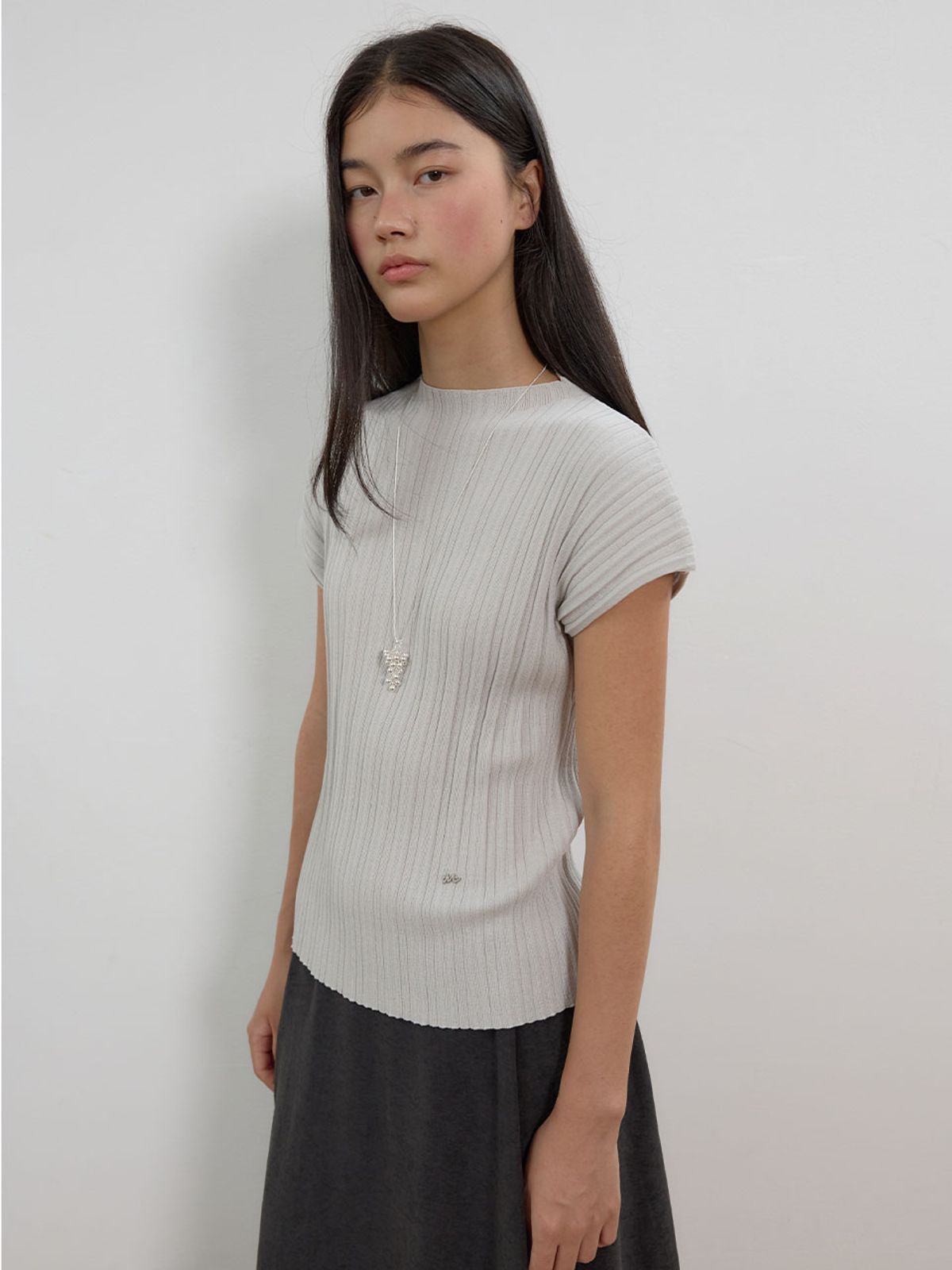 뮈뮈에르(MUEMUER) Pleated Short Sleeve Knit Top MU2678PO801M