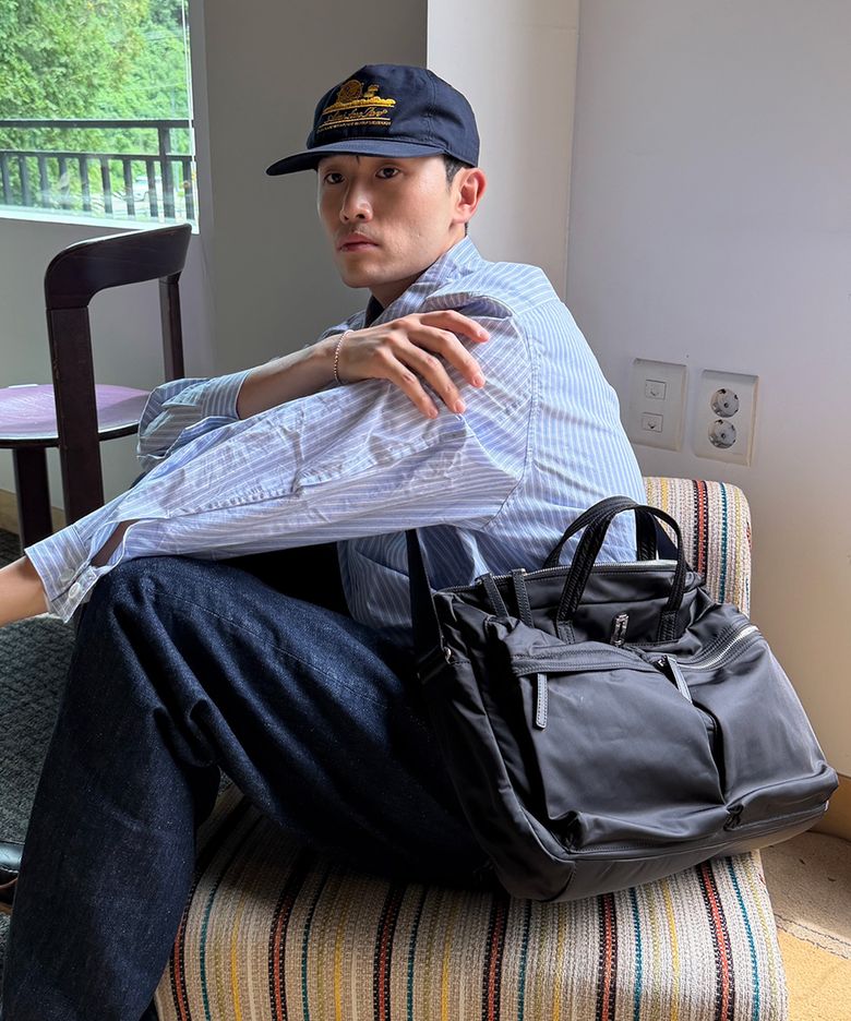 [심의선 PICK] Hey City Pocket Square Tote (헤이 시티 포켓 스퀘어 토트) Black
