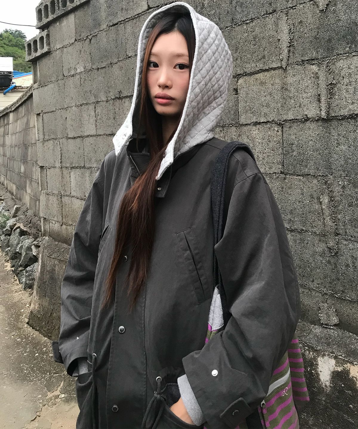 에이이에이이(AEAE) FLOWER BLOCK FIELD JACKET [CHARCOAL]